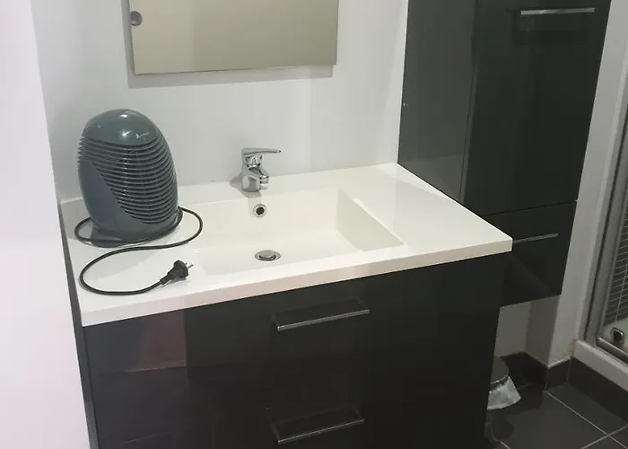 Apartment T2 45 M² En Centre-ville Ax-les-Thermes